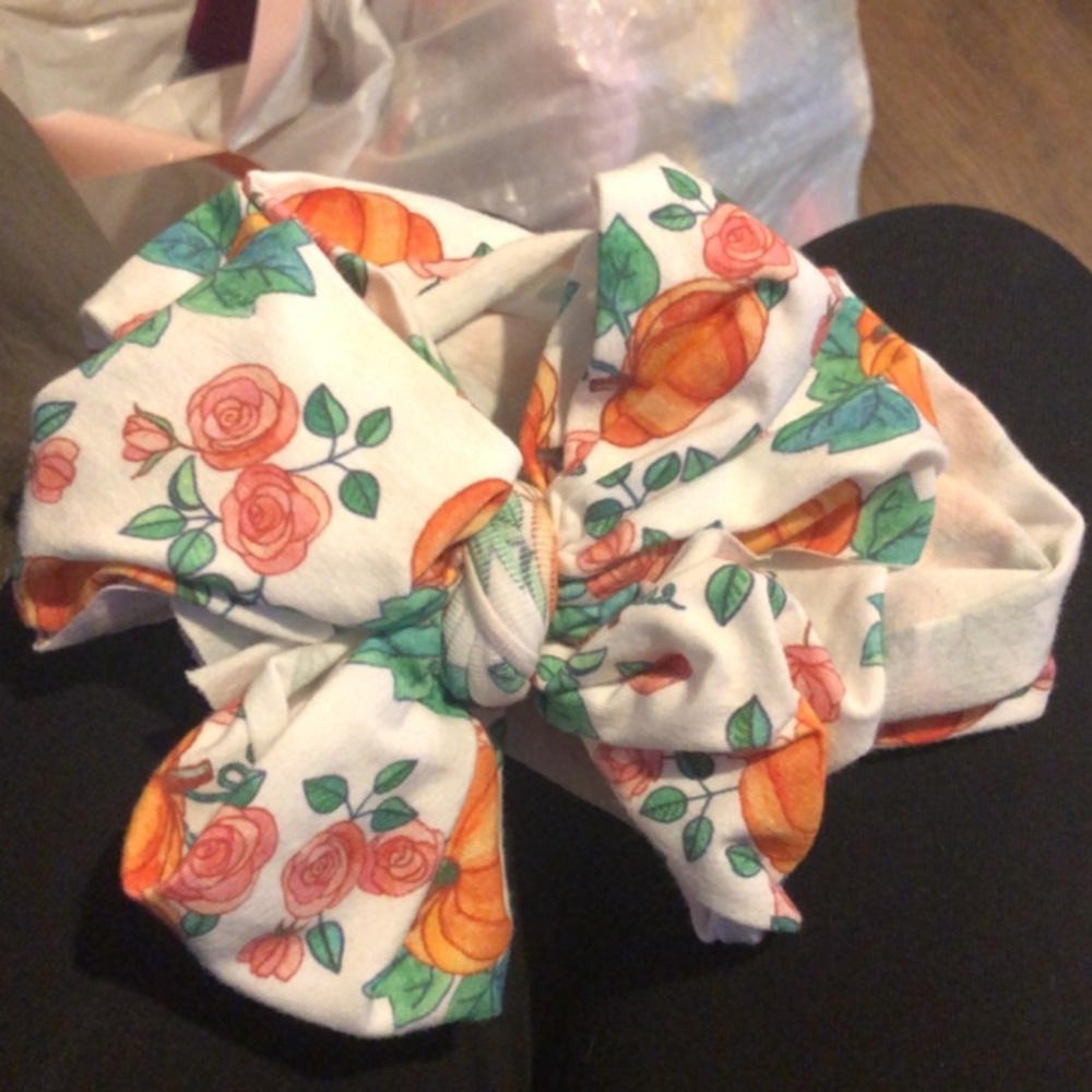 Bows! Head wraps - Picture 2 of 3